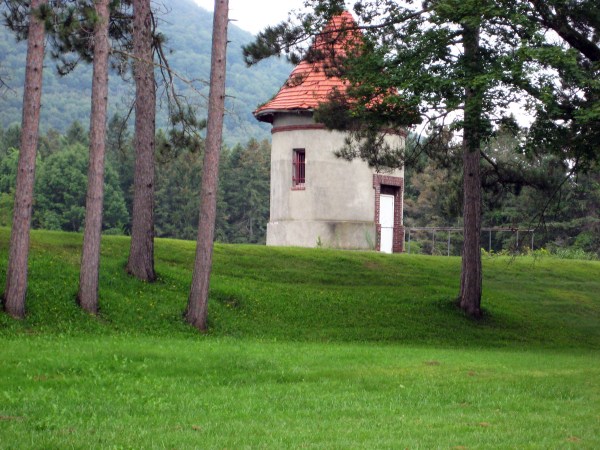 Odd structure along Notch Road, up Mount Greylock.